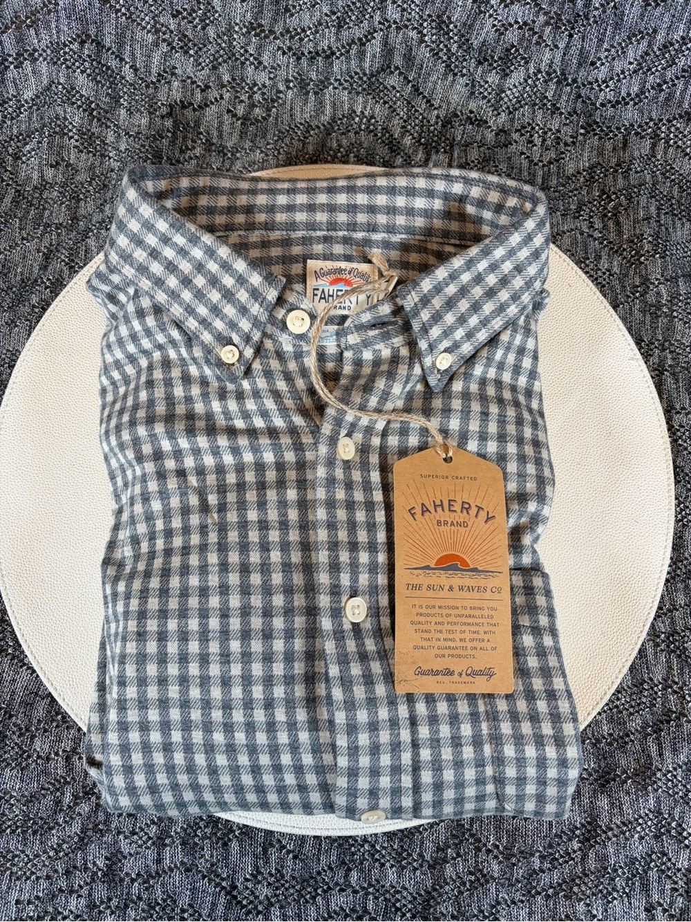 Faherty Coastline Knit Shirt Men's Medium Fox Grey Gingham